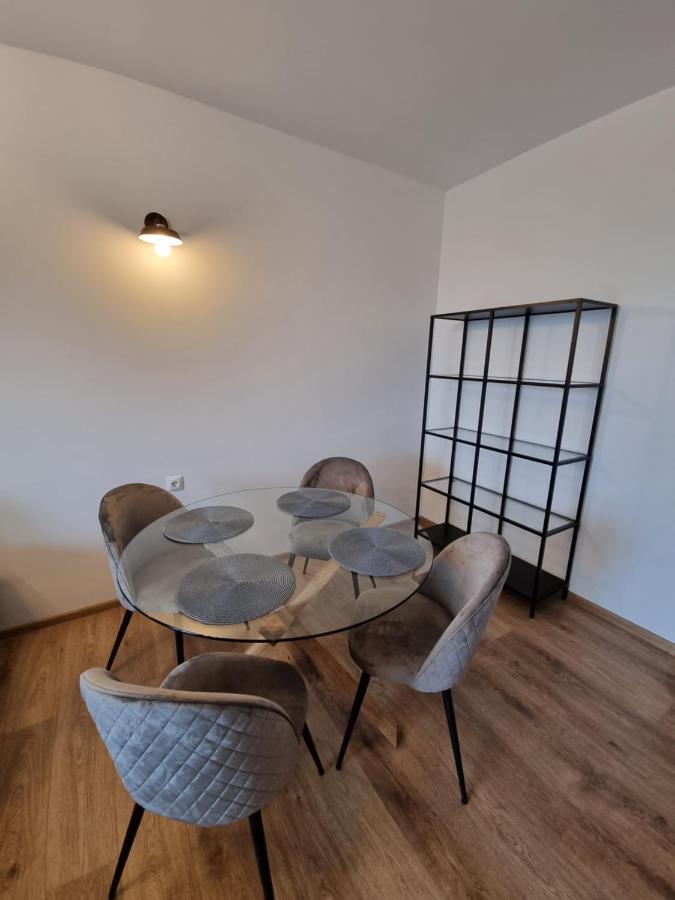 Grand Look & Best Location For Business On Bukarest Exterior foto