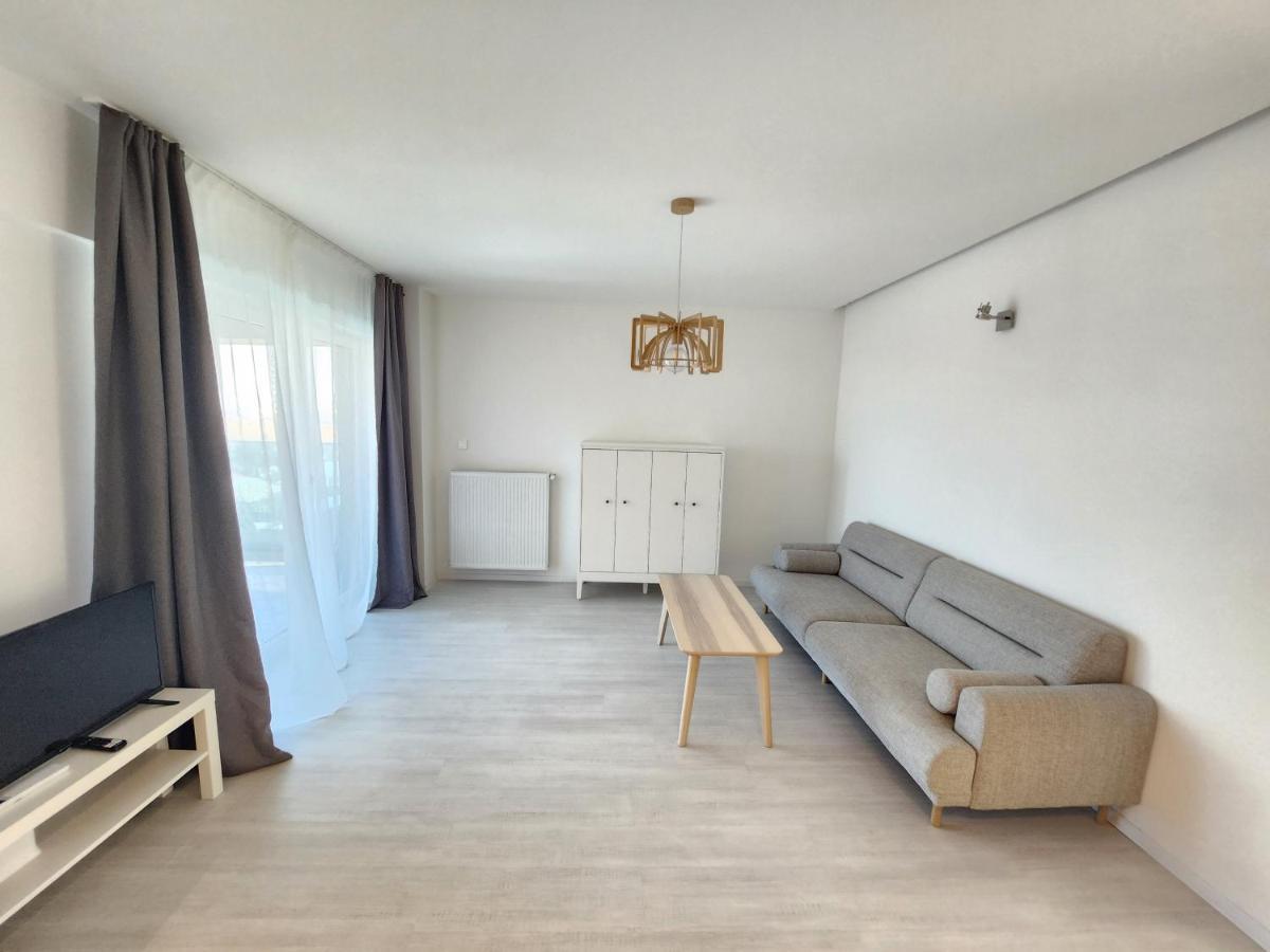 Grand Look & Best Location For Business On Bukarest Exterior foto