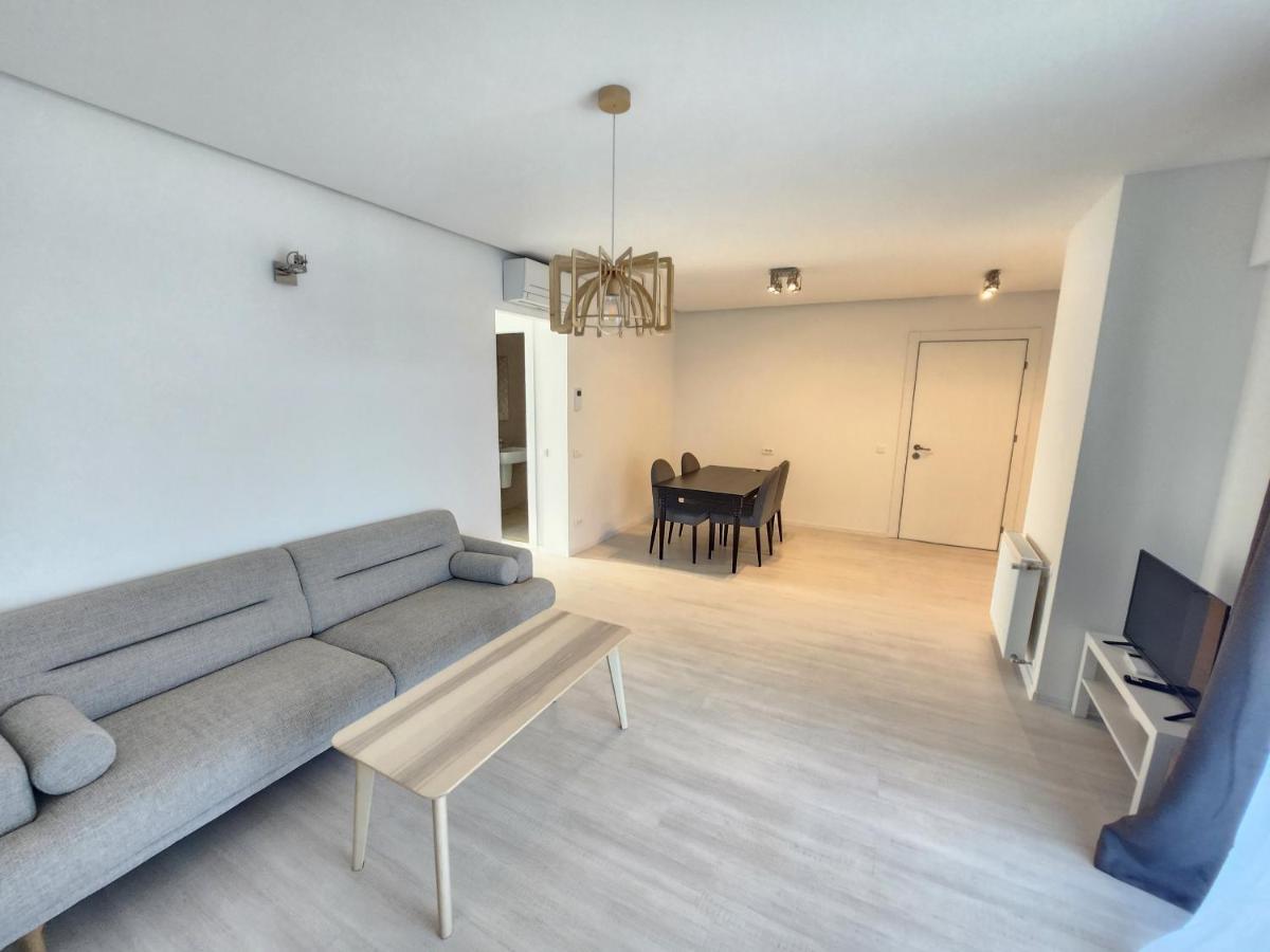 Grand Look & Best Location For Business On Bukarest Exterior foto